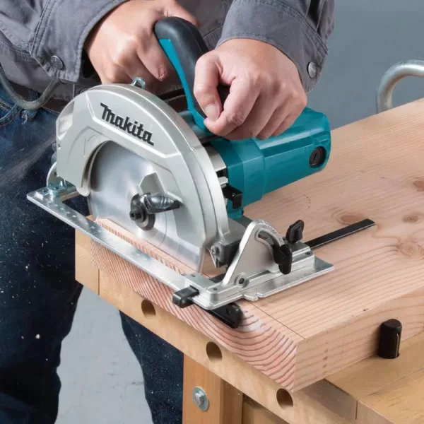 Makita 14 Amp 7-1/4 in. Corded Circular Saw