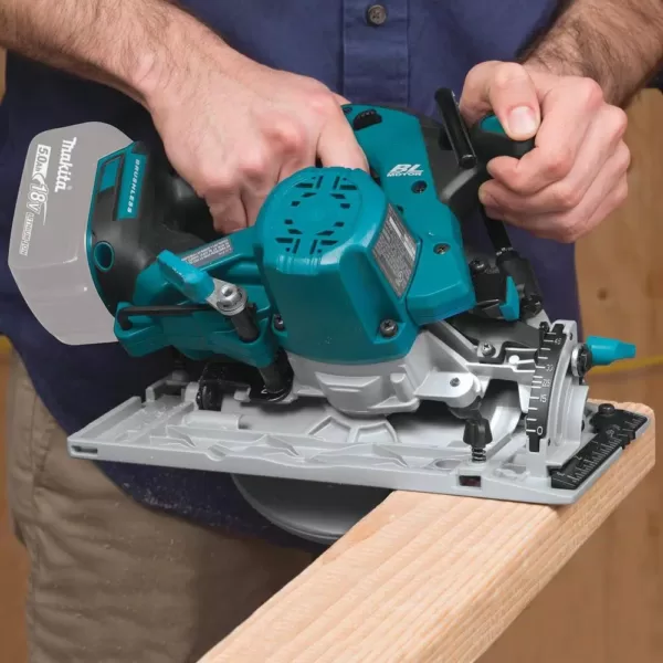 Makita 18-Volt LXT Lithium-Ion Brushless Cordless 6-1/2 in. Circular Saw with Electric Brake and 24T Carbide Blade (Tool-Only)