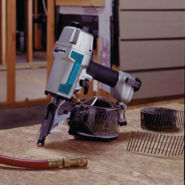 Makita 2-1/2 in. 15° Siding Coil Nailer