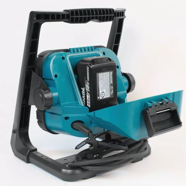 Makita 18-Volt LXT Lithium-Ion Cordless/Corded LED Flood Light